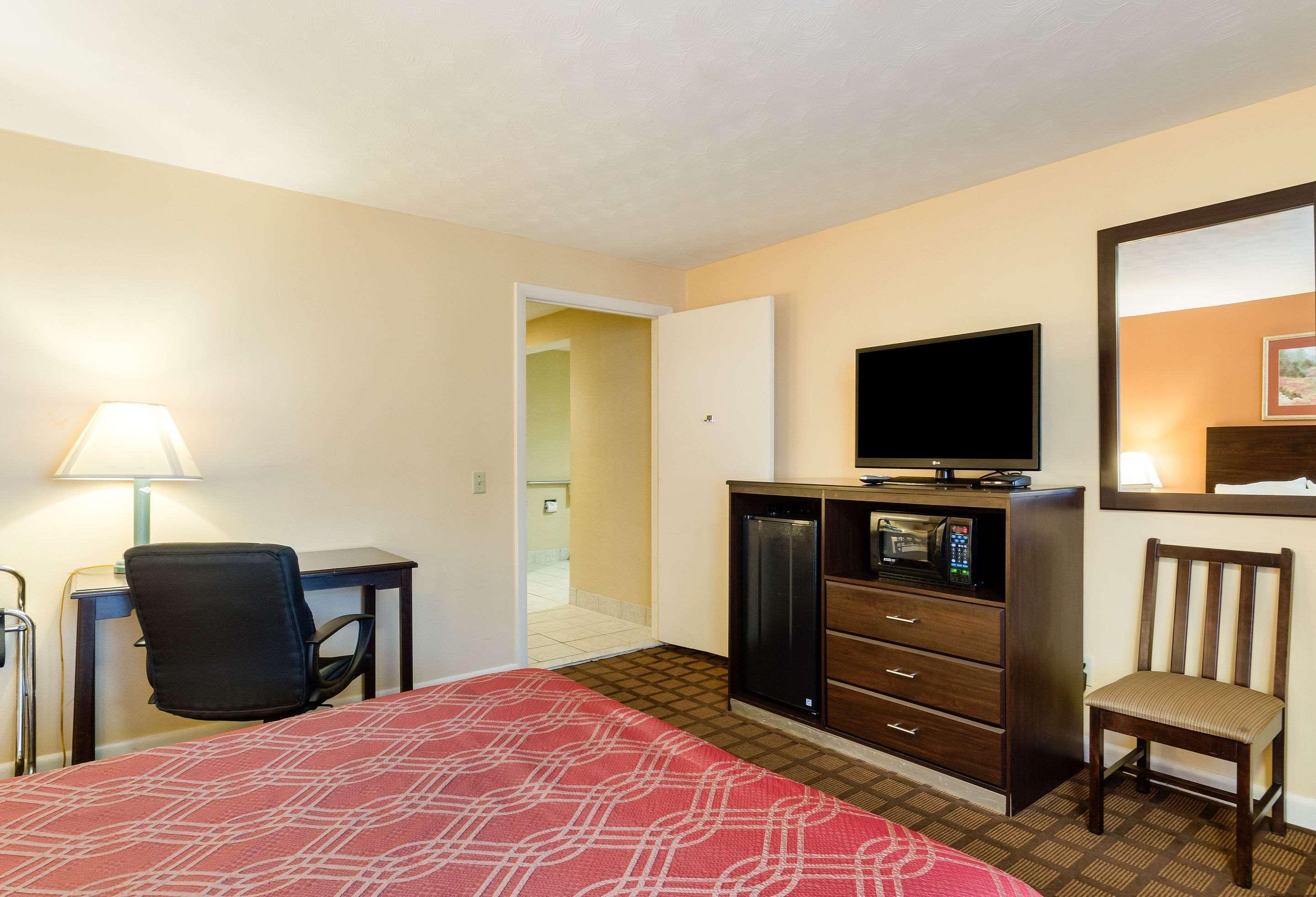 Econo Lodge Boston-Malden Eksteriør billede