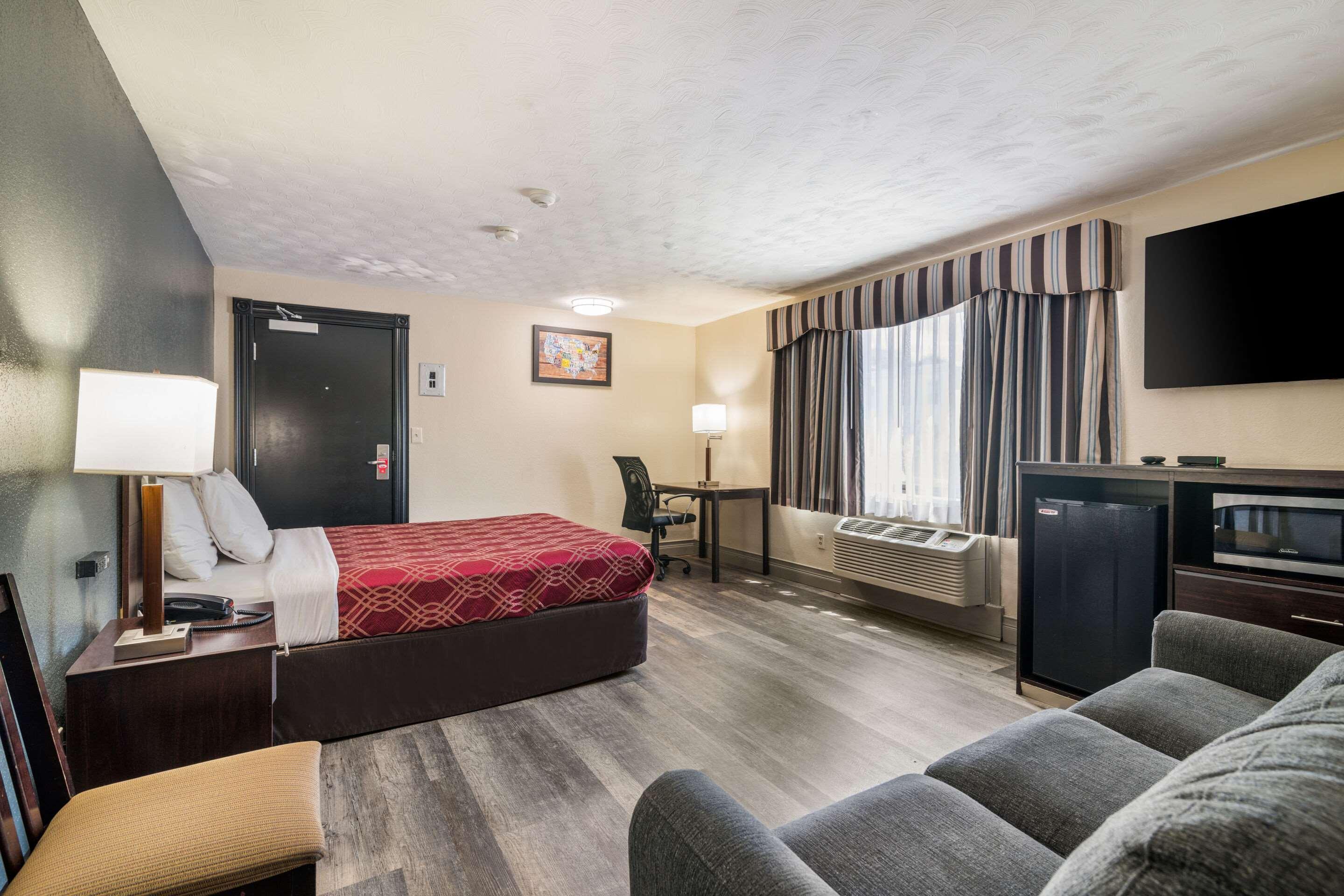 Econo Lodge Boston-Malden Eksteriør billede