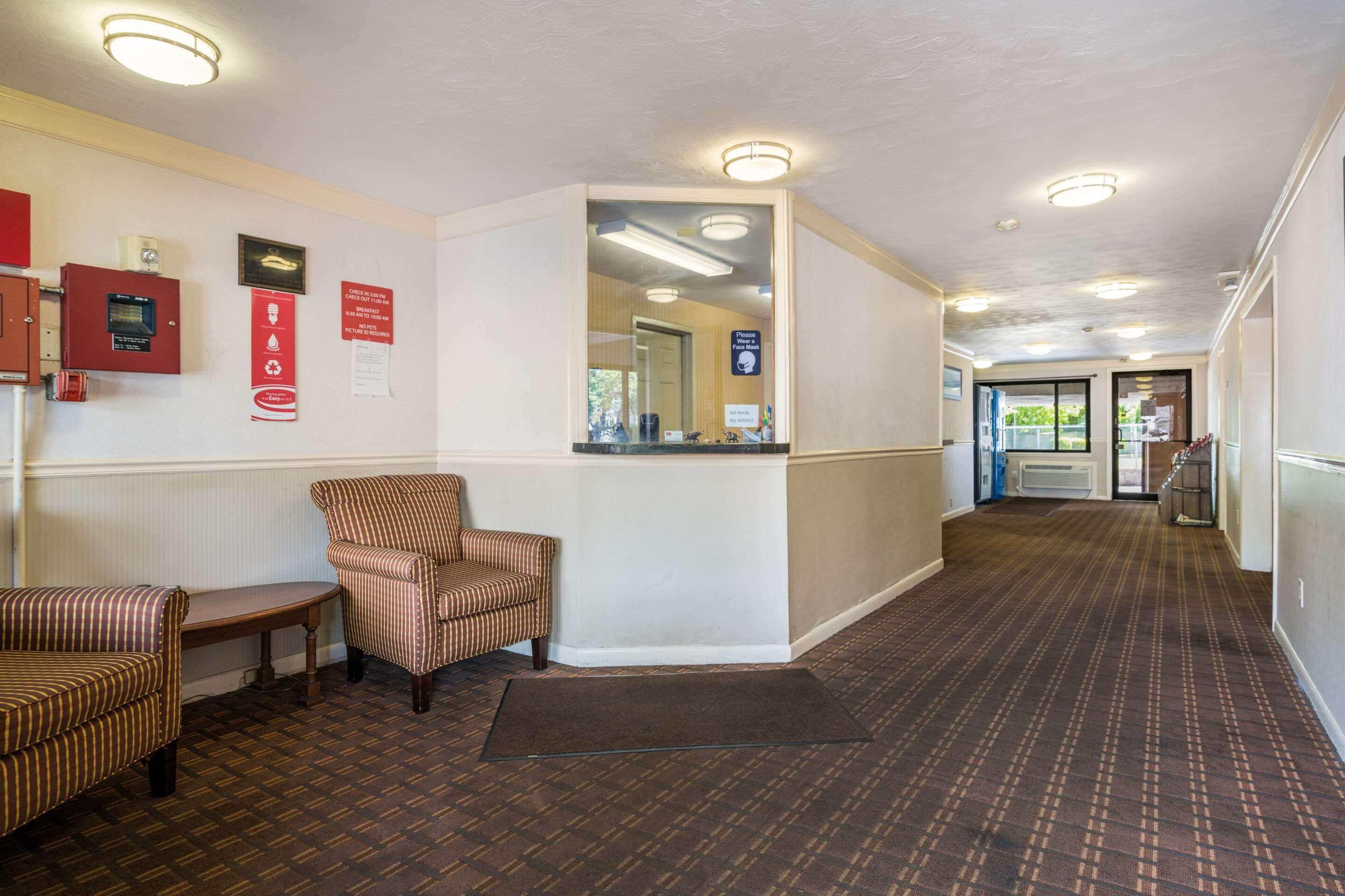 Econo Lodge Boston-Malden Eksteriør billede