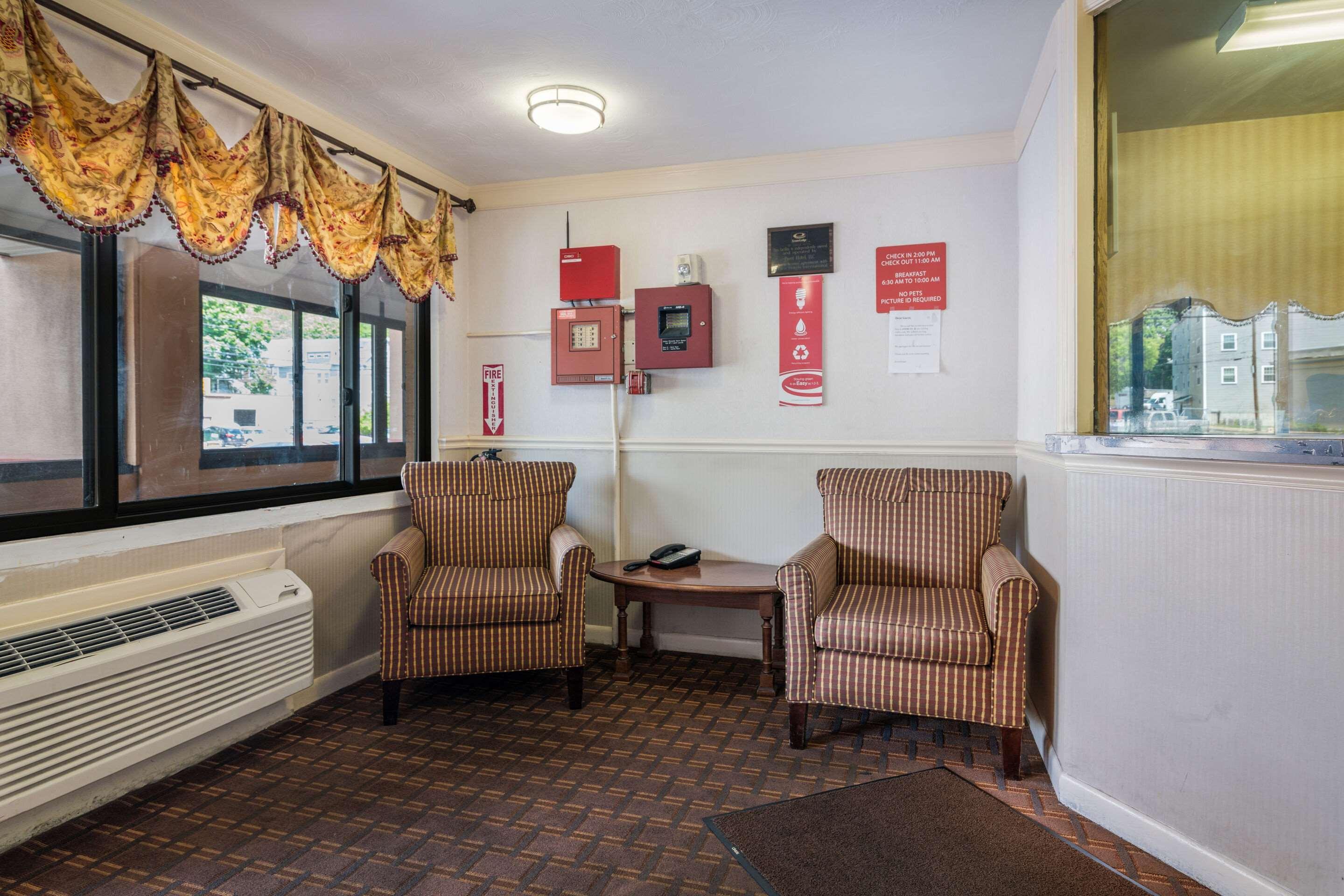 Econo Lodge Boston-Malden Eksteriør billede